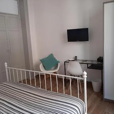 Triscele House-2