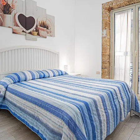 Garden House: Apartments And Rooms For Holidays-3