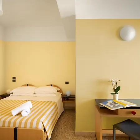 Hotel Marcelli-3