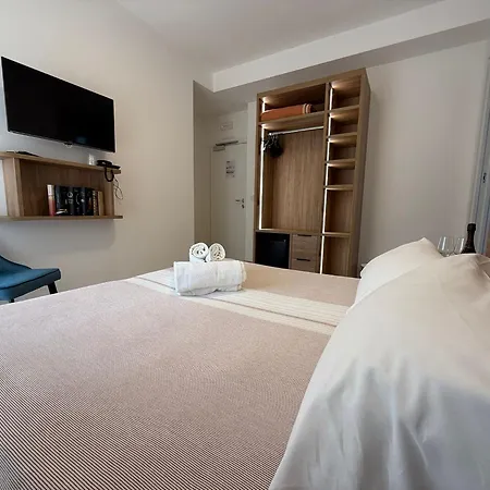 Hotel Berna-3