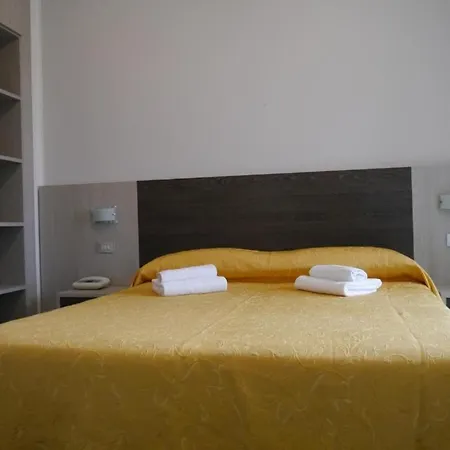 Hotel Monaco - parcheggio incluso e piscina-2