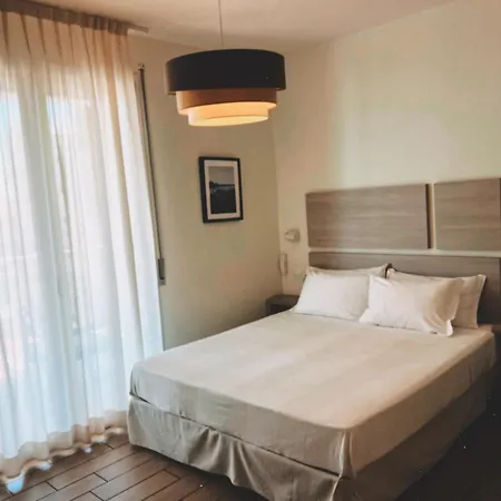 Hotel Riva E Mare-2