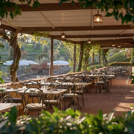 Relais Vignale & Spa-2