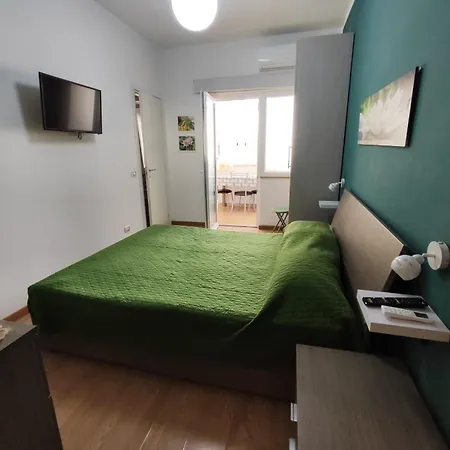 Medea Rooms Palermo Centro-3