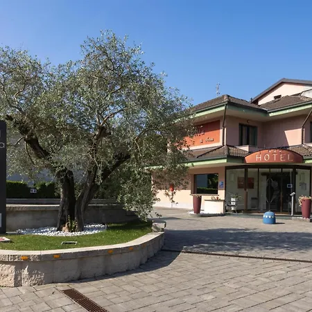 La Villa - Sure Hotel Collection by Best Western-3