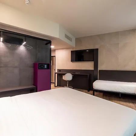 Hotel Degli Arcimboldi-3