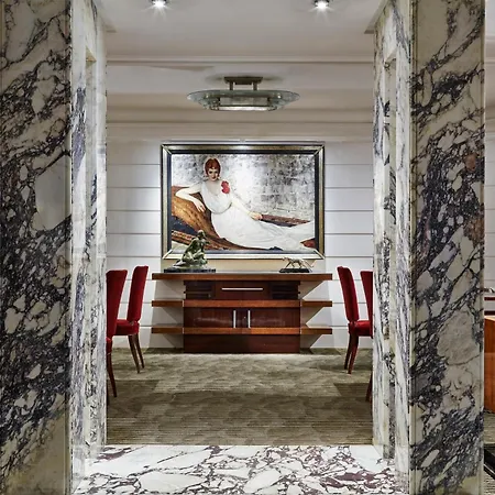Hotel Lord Byron - Small Luxury Hotels Of The World-2