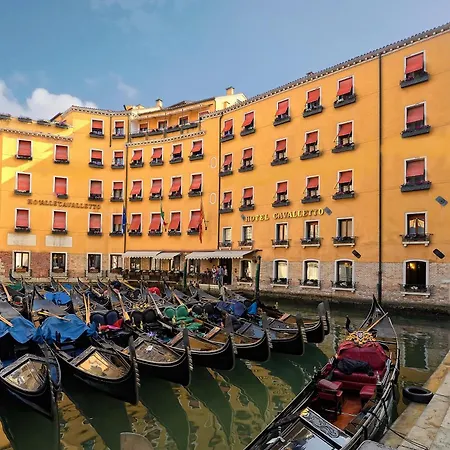 Albergo Cavalletto & Doge Orseolo-3