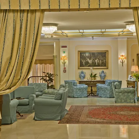 Hotel Napoleon-2