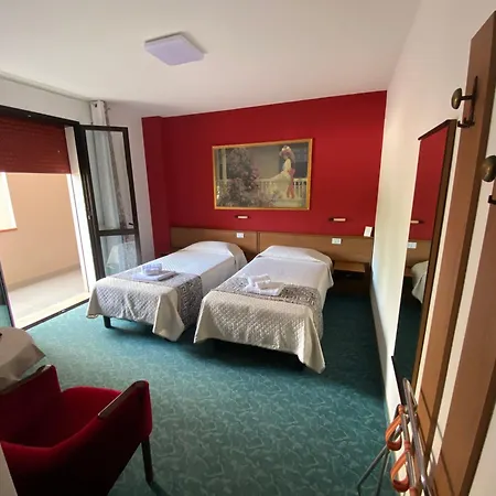 Hotel Rey'S-2