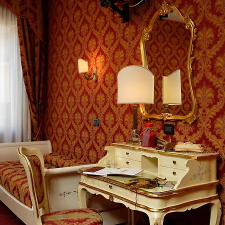 Hotel Gorizia A La Valigia-3