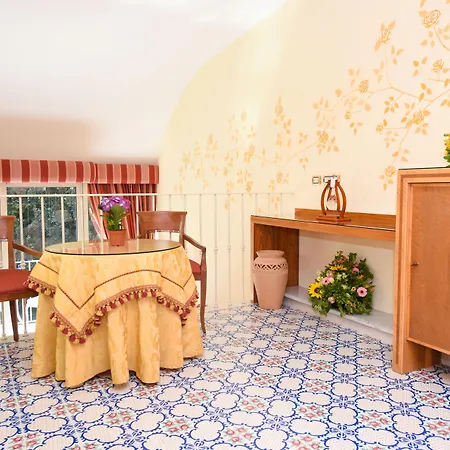 Hotel Antiche Mura-3