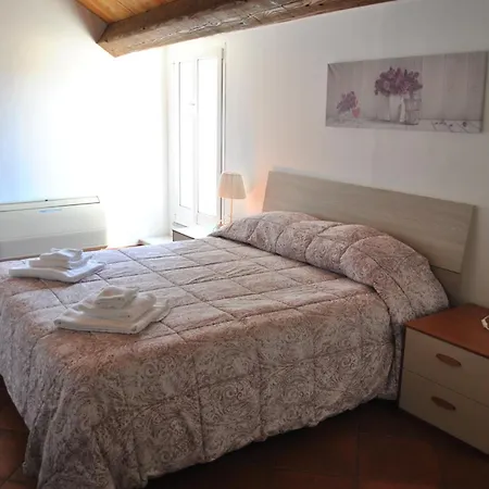 Il Giardino Dei Limoni Room & Apartments-3