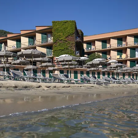 Hotel Desiree-2