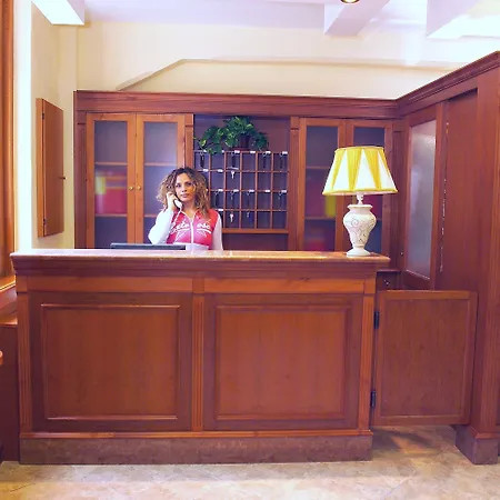 Hotel Kriss-2