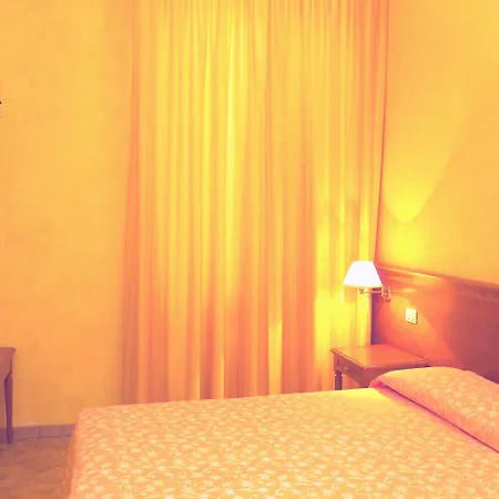 Hotel Kriss-3