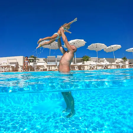 Nautilus Family Hotel-3