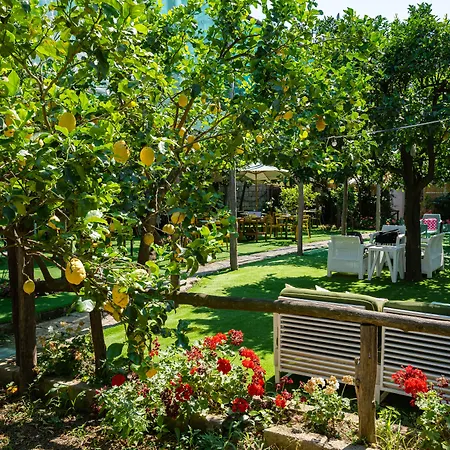 Relais Correale Rooms&Garden-3