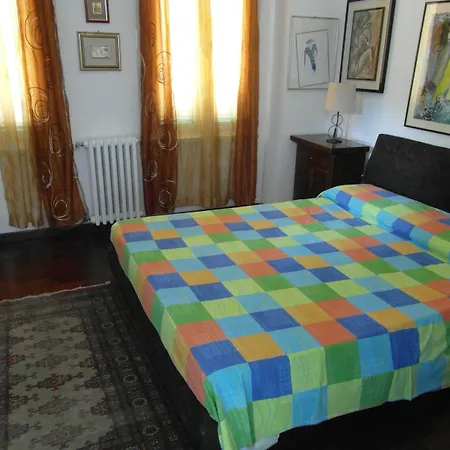 Abitazione Pigneto B&B-3