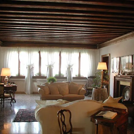 At Home A Palazzo-3