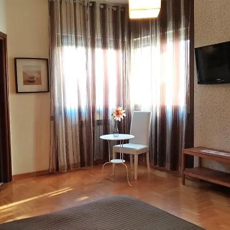 B&B Goodday Roma Tor Vergata-2