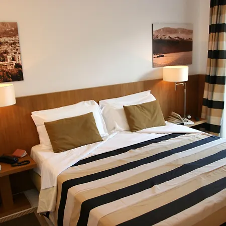Rota Suites-2