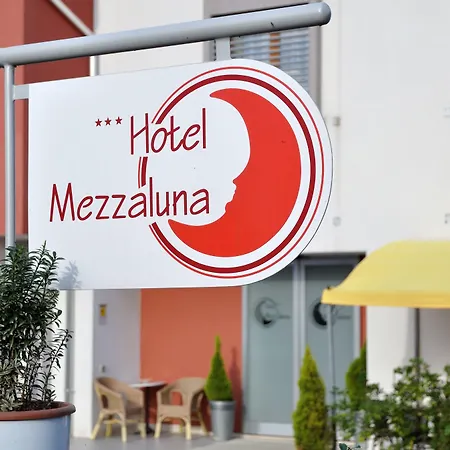 Hotel Mezzaluna-2
