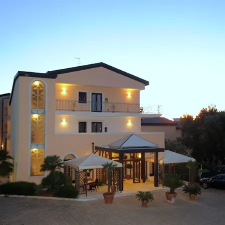 Hotel Villa Rosa-3