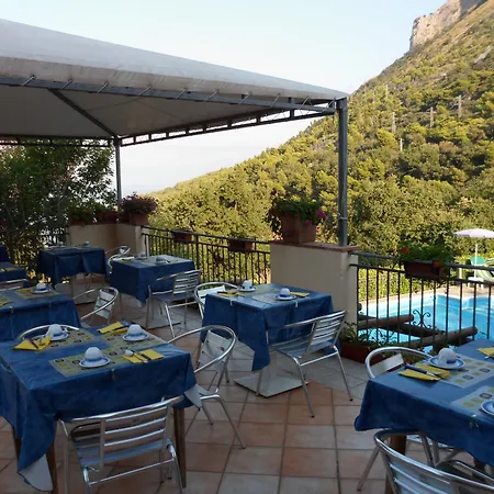 Bed & Breakfast Laino-3