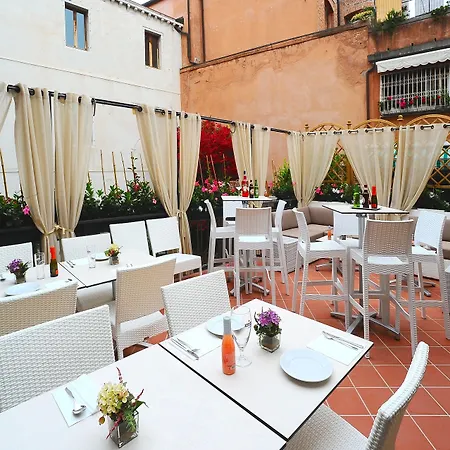 Hotel Fontana-3
