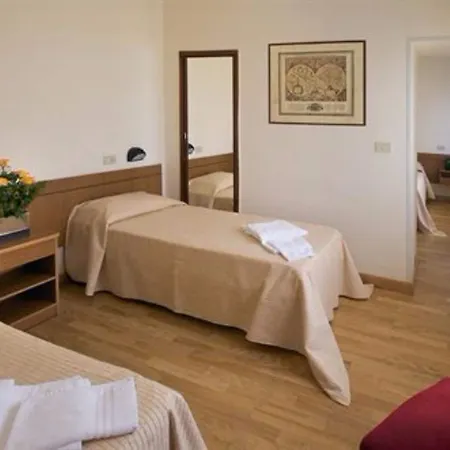 Hotel Roma-2