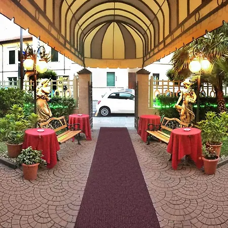 Hotel Villa Primavera-3