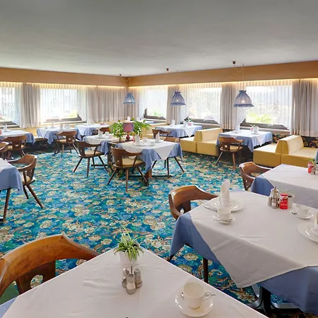 Hotel Weingarten-3