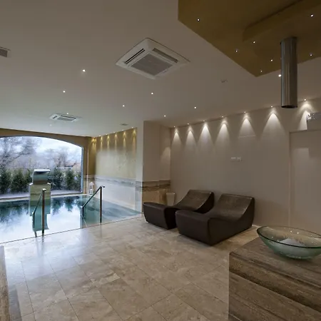 Villa Neri Resort & Spa-2