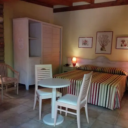 Hotel Acquasanta-2