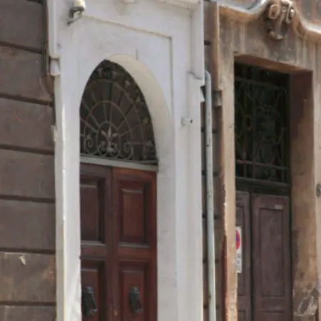 Hotel De Monti-2