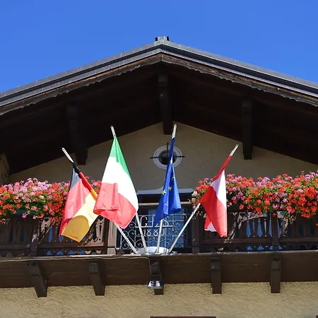 Hotel Alpina-3