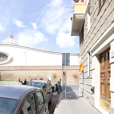 Lunaria Suites Rome Vaticano-2