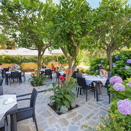 Hotel Leone-2