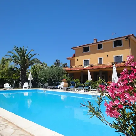 Residence e B&B Villamirella-2