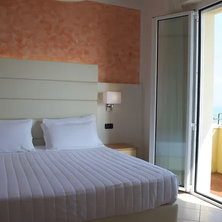 Hotel Palos-3