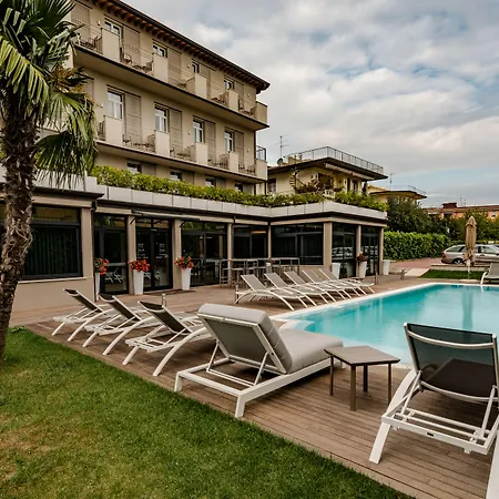 Hotel Palazzo Del Garda & Spa-3