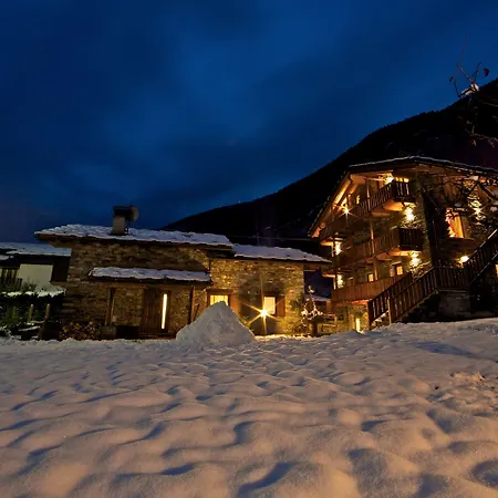 Le Petit Coeur Residence De Montagne-3
