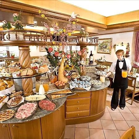 Lady Maria Hotel Wellness & Resort-2