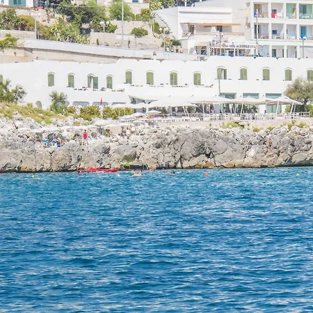 Hotel La Roccia-3