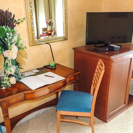 Hotel Lungomare-3
