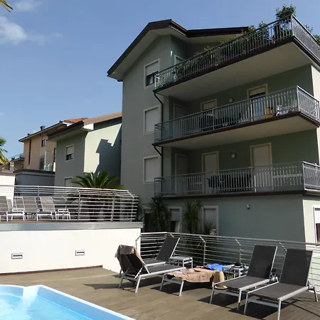 Residence Alle Palme-2
