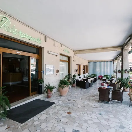 Hotel Cala Di Forno-3