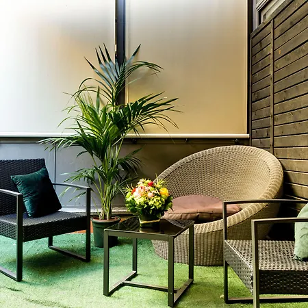 V Collection Piazza Farnese Luxury Suites-3