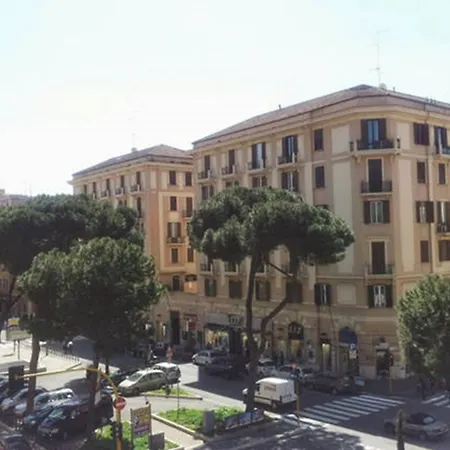 5 Rooms Apartment For 7 People Near Coloseum-2